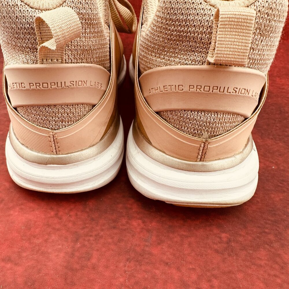 APL ATHLETIC PROPULSION LABS WOMEN'S ASCENT SNEAKERS BLUSH PINK/ROSE GOLD SIZE 7 - Picture 4 of 9